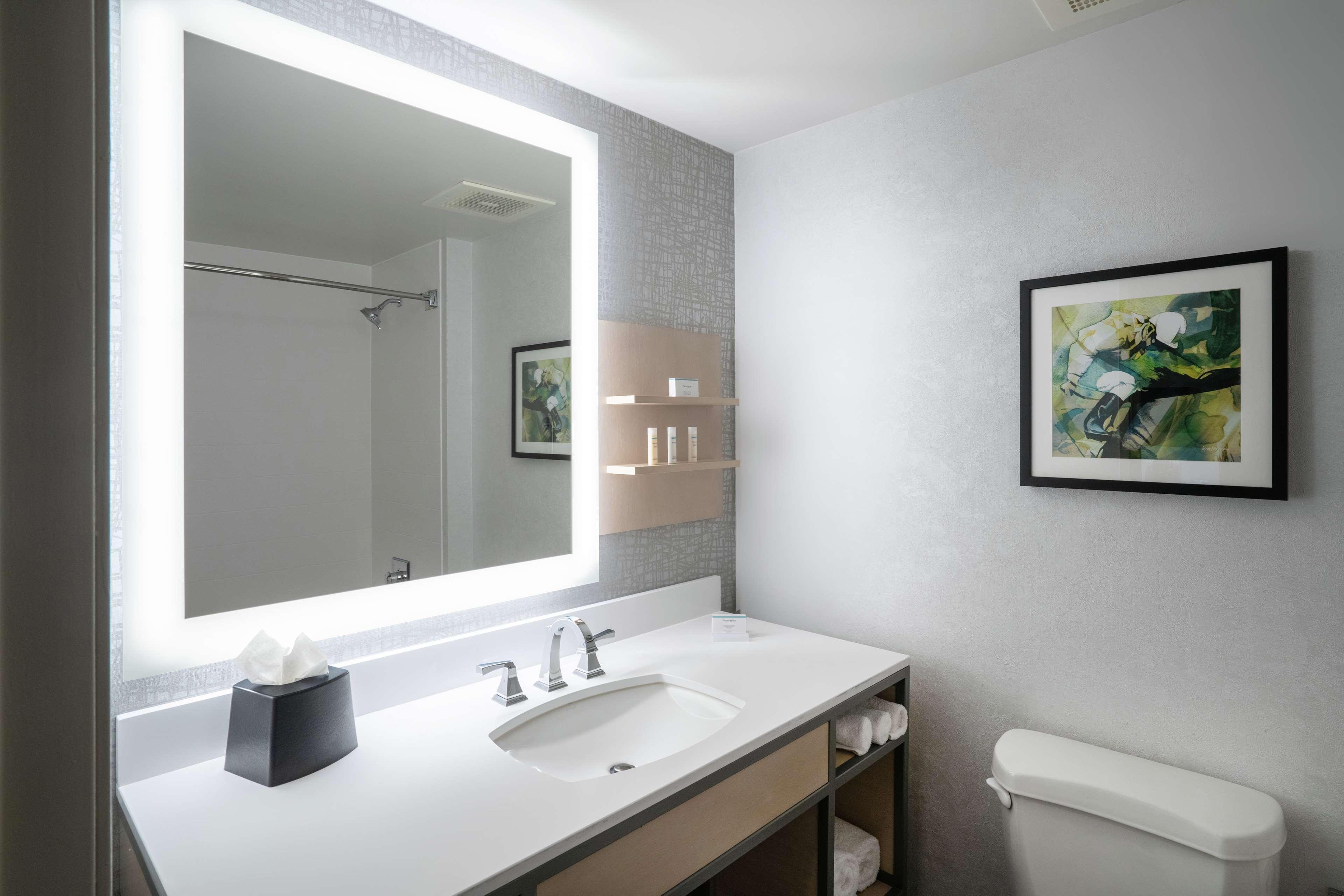 Hilton Garden Inn Louisville East Zewnętrze zdjęcie