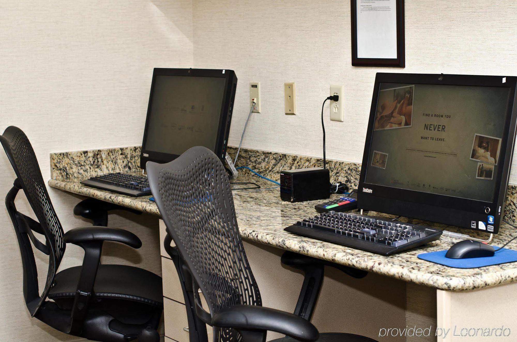 Hilton Garden Inn Louisville East Zewnętrze zdjęcie